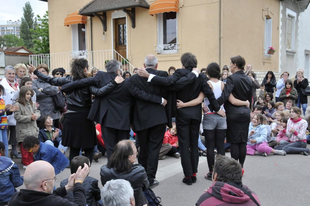 l'équipe CIA, spectacle Rien que des Hommes. crédit photo : Michel Wiart